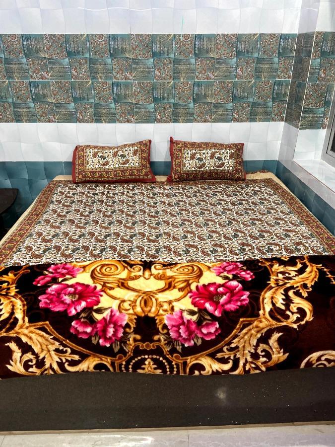 Garuda Guest House Varanasi Exterior foto