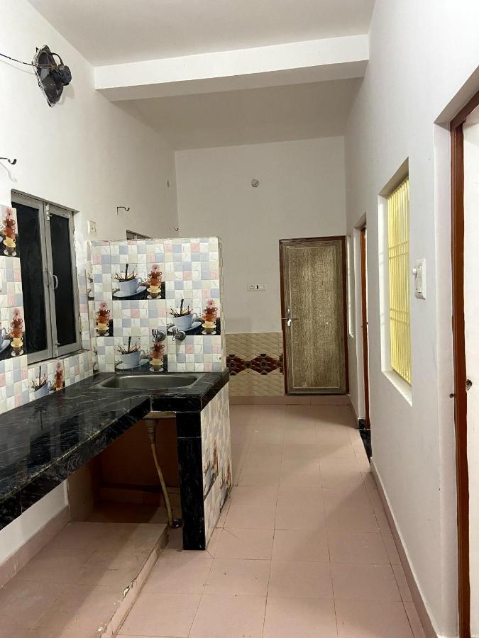 Garuda Guest House Varanasi Exterior foto